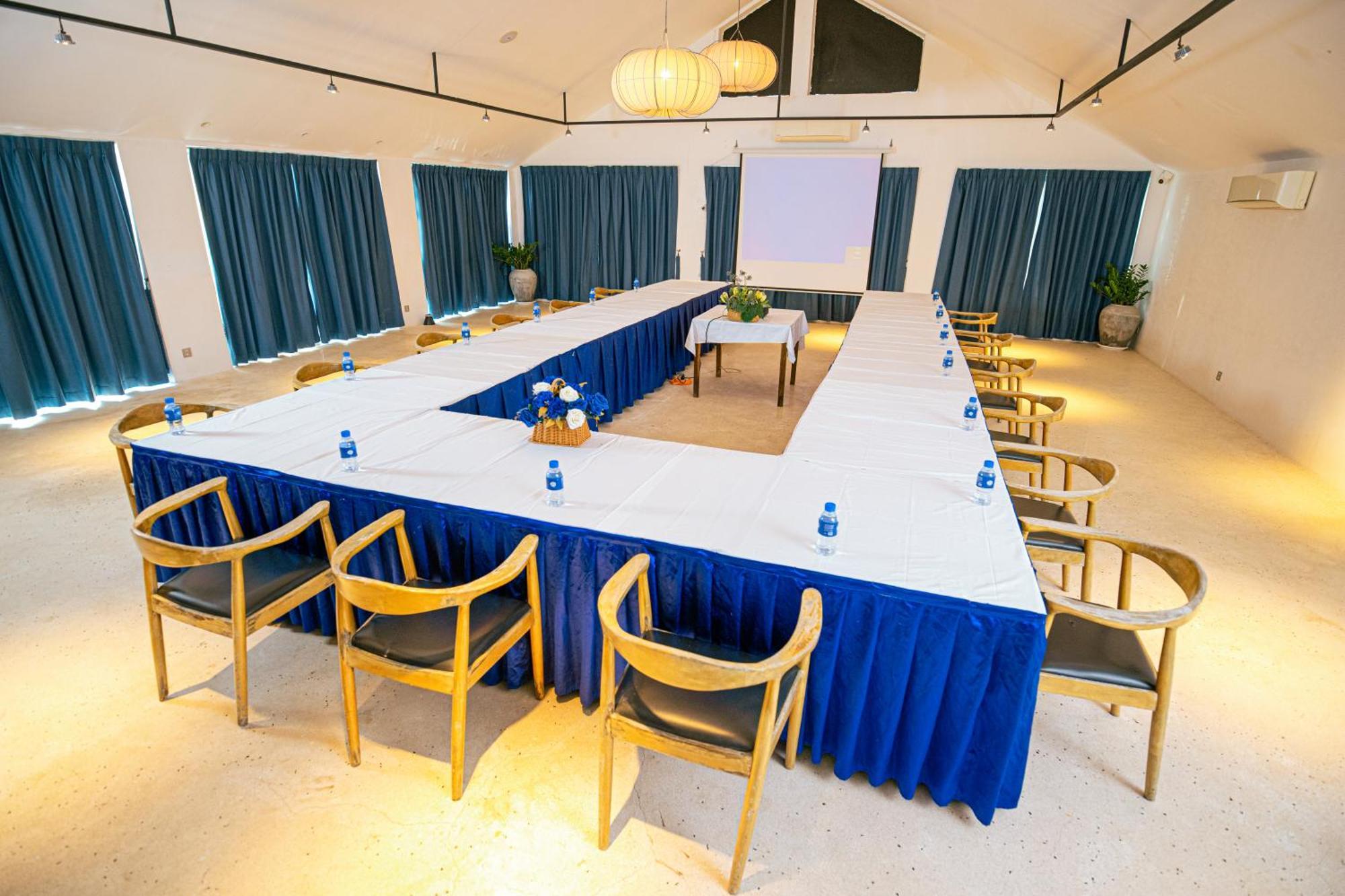 เดอะ บี รีสอร์ต Hotel กำปอต ภายนอก รูปภาพ