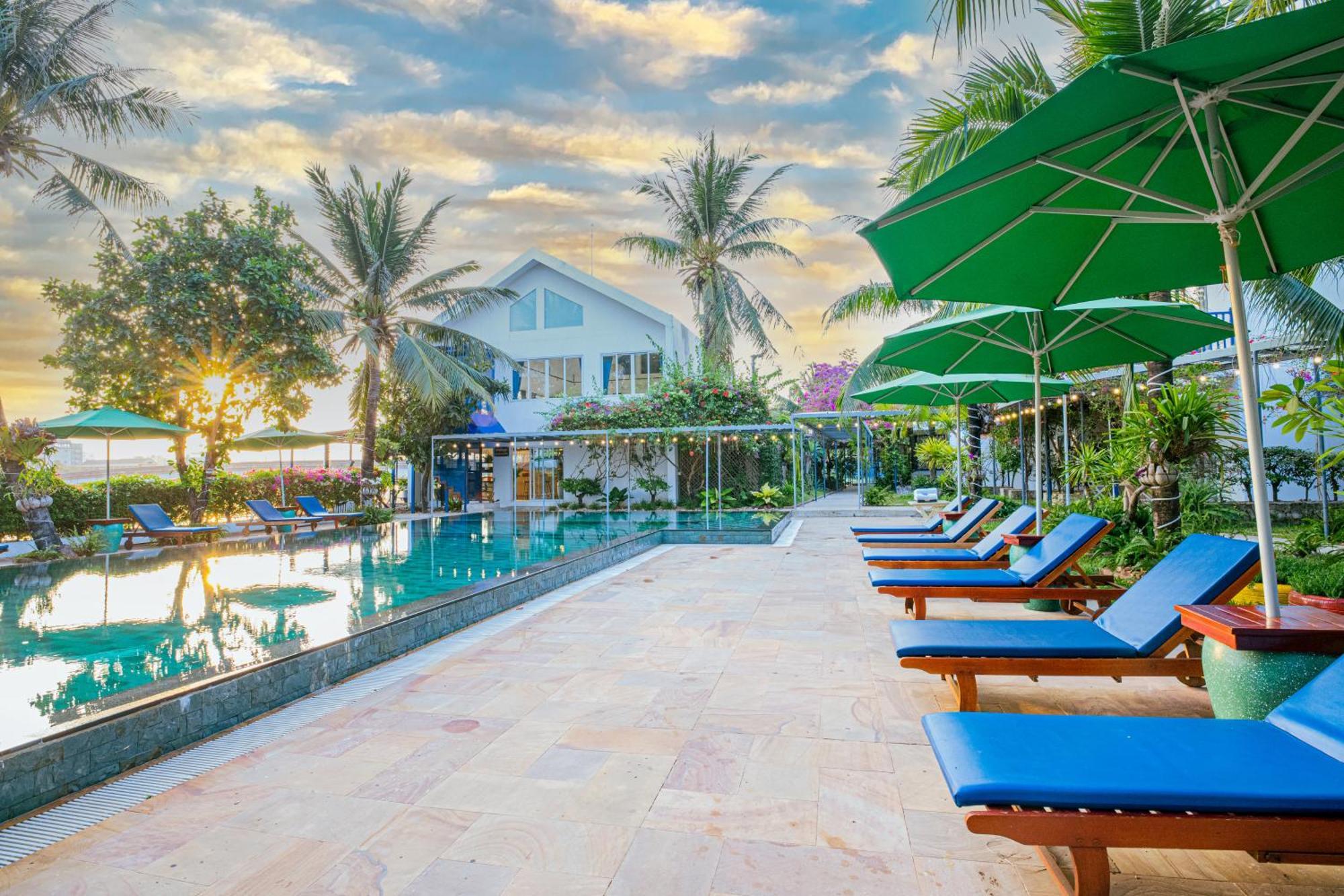 เดอะ บี รีสอร์ต Hotel กำปอต ภายนอก รูปภาพ
