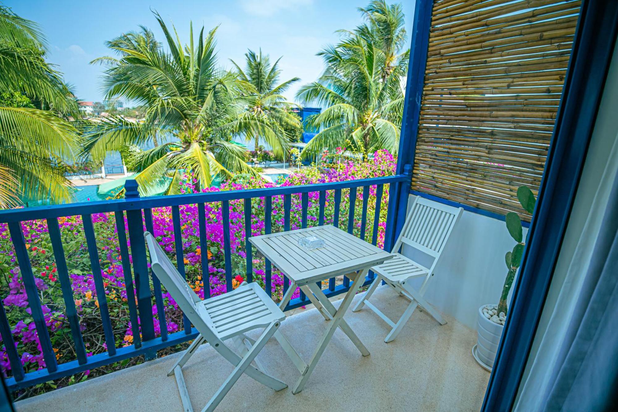 เดอะ บี รีสอร์ต Hotel กำปอต ภายนอก รูปภาพ